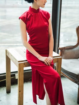 Kitajski Rdeče Nevesta Slim Fit Qipao ženske Qipao Obleko Kitajski tradiciji Hanfu Cheongsam Dolgo Obleko dolgo Imitacije svile Cheongsam - Slike 2  